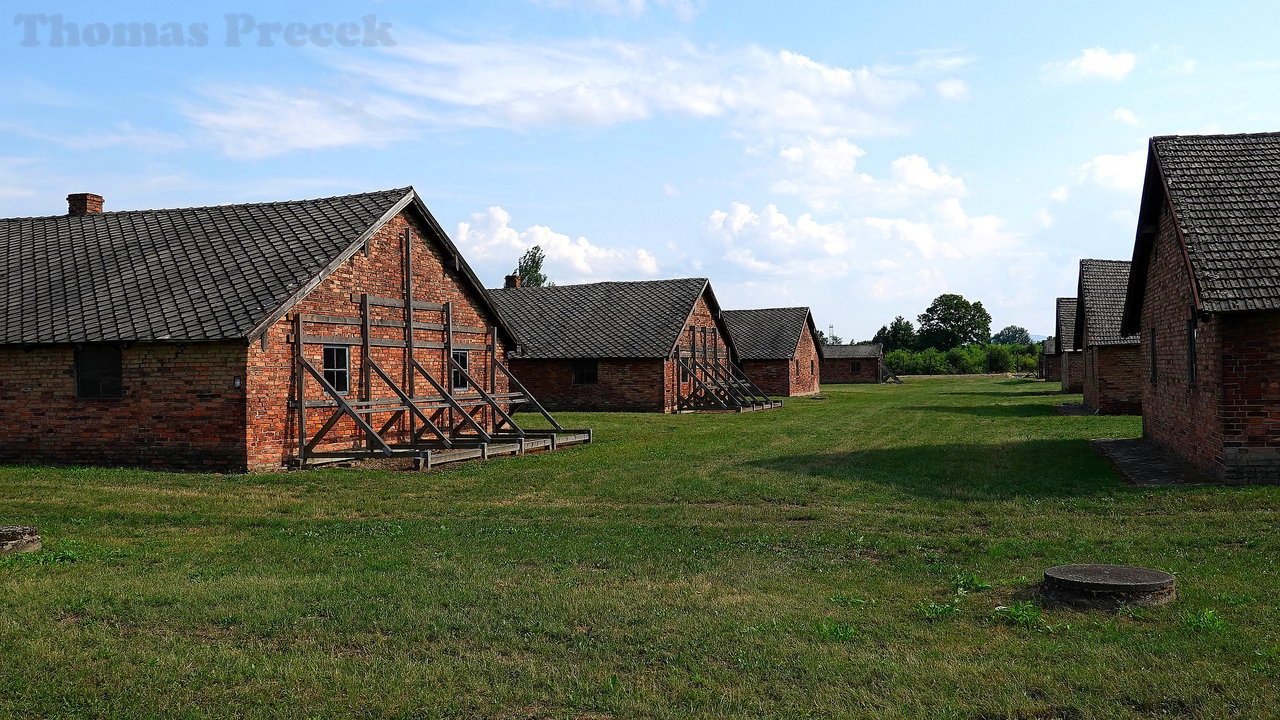 025  Auschwitz  nacistický koncentrační a vyhlazovací tábor _2019